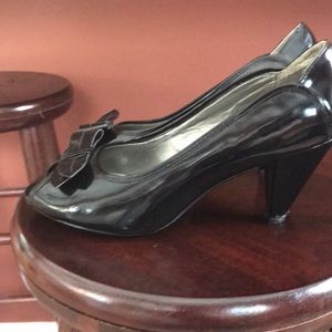 SALE 2 for $20💥Nicole Black Patten 3” heels used